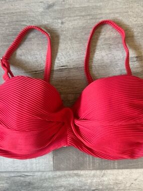 Ribbed Twist Front Bikini Top - Bright Coral Pink size M